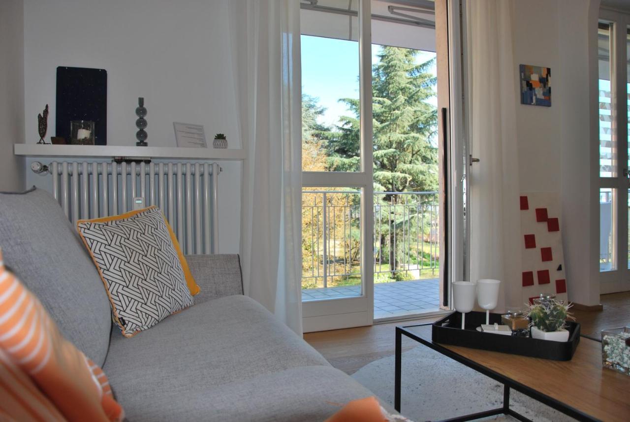 Suite 51 Appartamento Con Terrazzo A 50 Mt Dal Lago - Private Parking (Adults Only) أرونا المظهر الخارجي الصورة