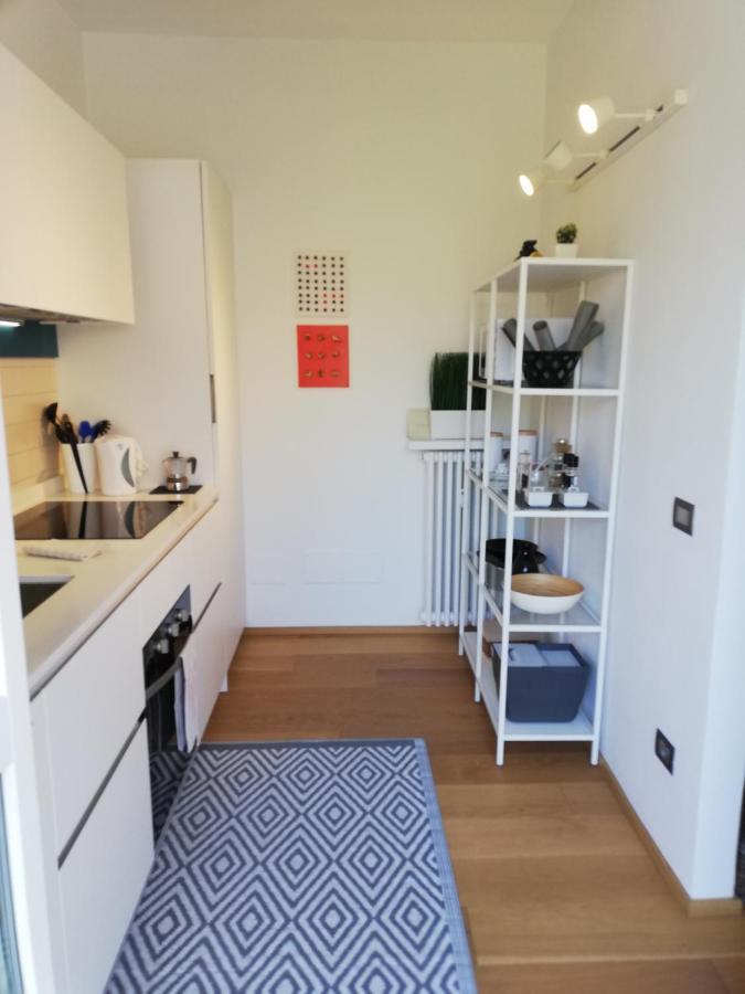 Suite 51 Appartamento Con Terrazzo A 50 Mt Dal Lago - Private Parking (Adults Only) أرونا المظهر الخارجي الصورة