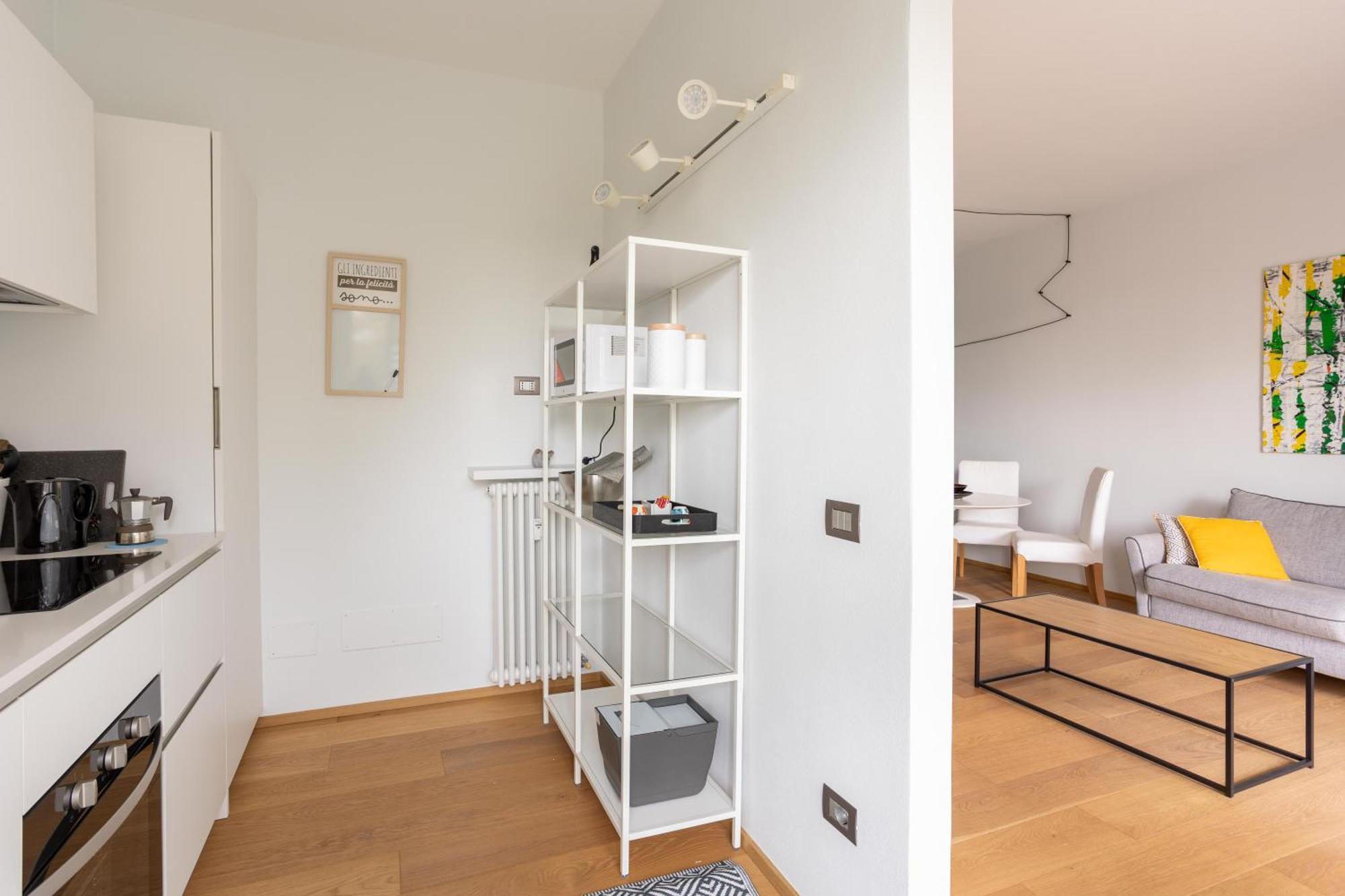 Suite 51 Appartamento Con Terrazzo A 50 Mt Dal Lago - Private Parking (Adults Only) أرونا المظهر الخارجي الصورة